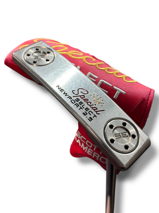 Scotty Cameron Special Select Newport 2.5 Putter / 35"