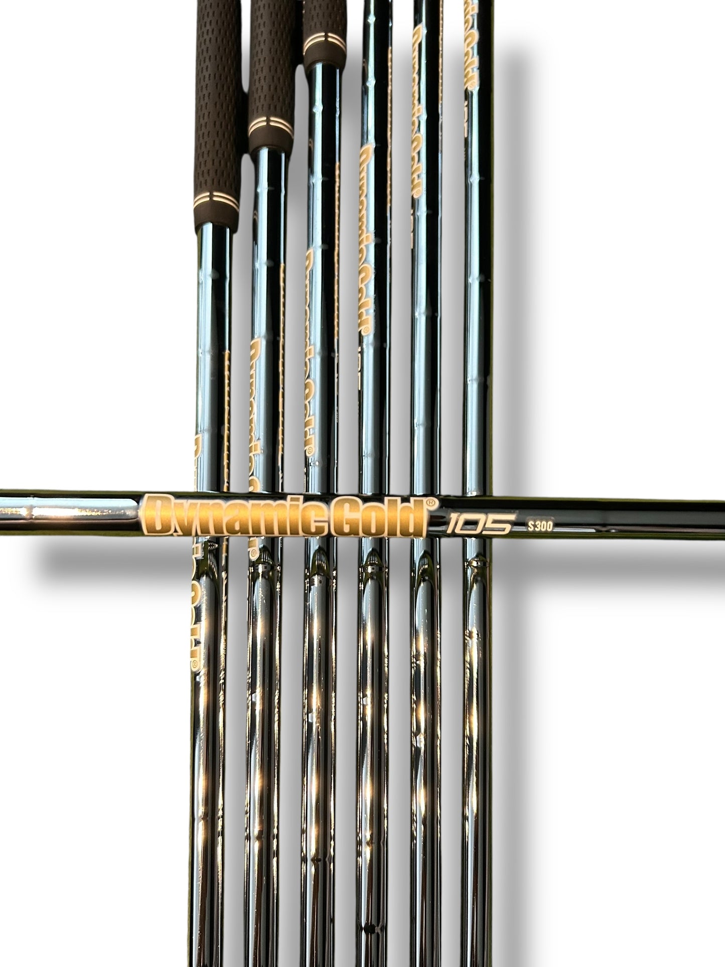 SUB70 669-TC 5-PW + 699-CB 4 Iron - Dynamic Gold 105 S300 Flex