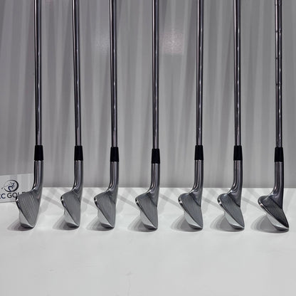 Titleist MB Forged 4-PW Irons / Project X 7.0 XX-Stiff Flex