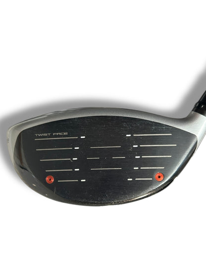 Taylormade M5 Driver - 9.0 Degree - Denali Red Regular
