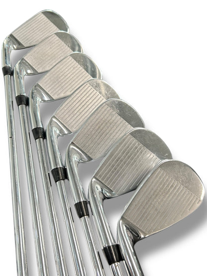 Callaway Rogue Pro 4-PW Irons - XP 105 Stiff Flex